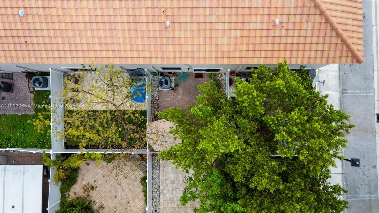 For Sale: $469,000 (3 beds, 2 baths, 1545 Square Feet)