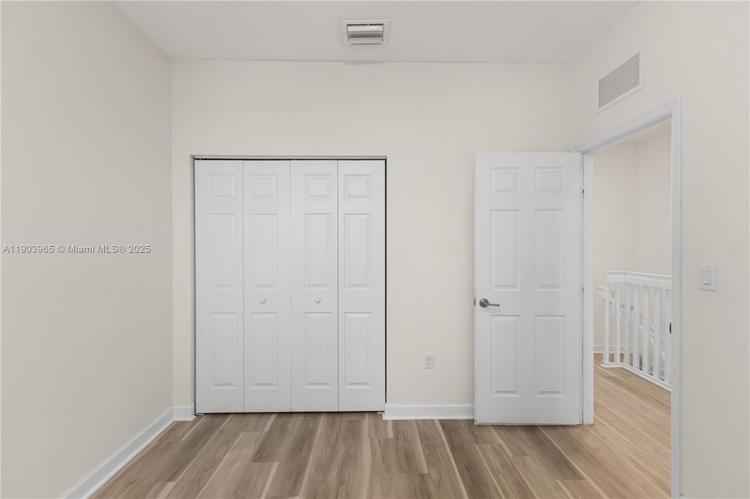 For Sale: $469,000 (3 beds, 2 baths, 1545 Square Feet)