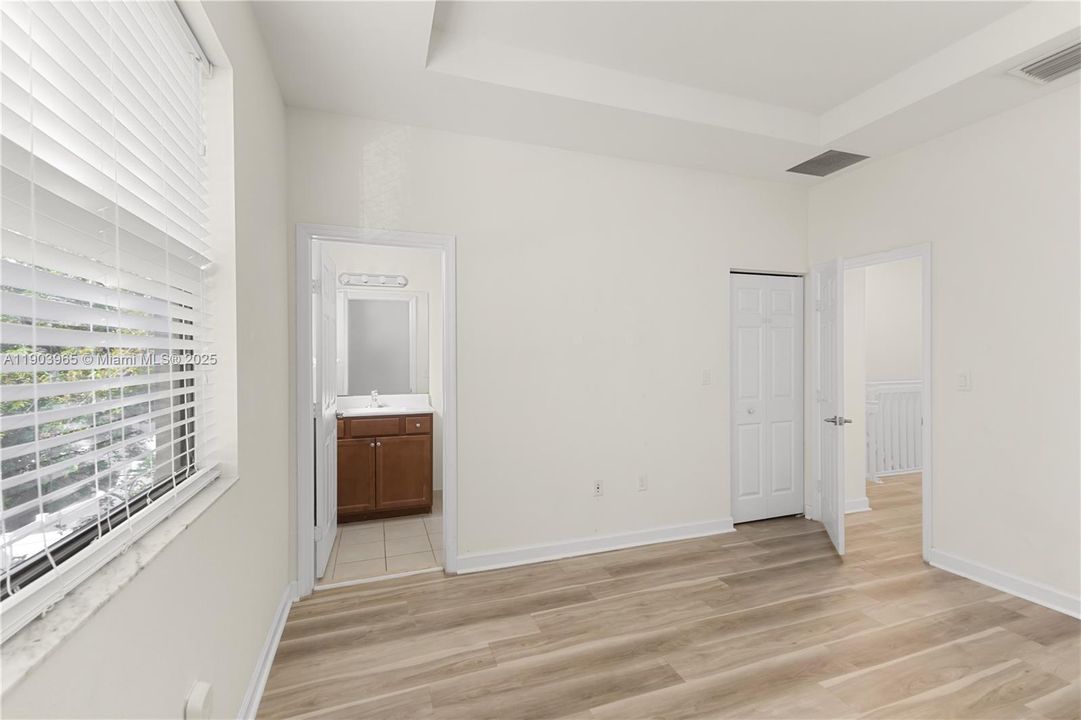 For Sale: $469,000 (3 beds, 2 baths, 1545 Square Feet)