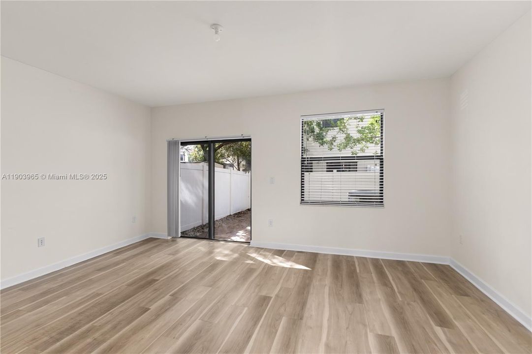 For Sale: $469,000 (3 beds, 2 baths, 1545 Square Feet)