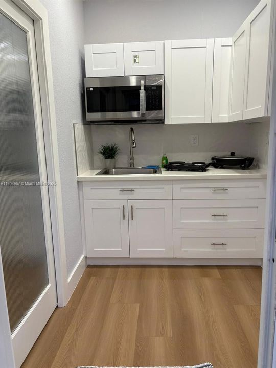 В аренду: $1,300 (1 спален, 1 ванн, 1474 Квадратных фут)