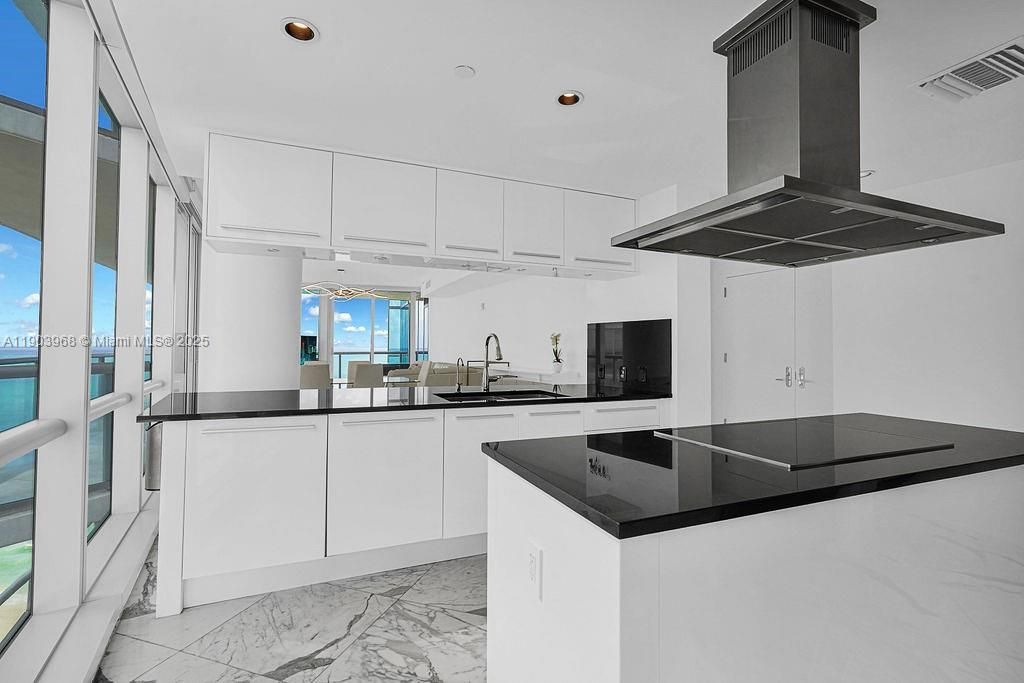 For Sale: $2,690,000 (3 beds, 3 baths, 0 Square Feet)