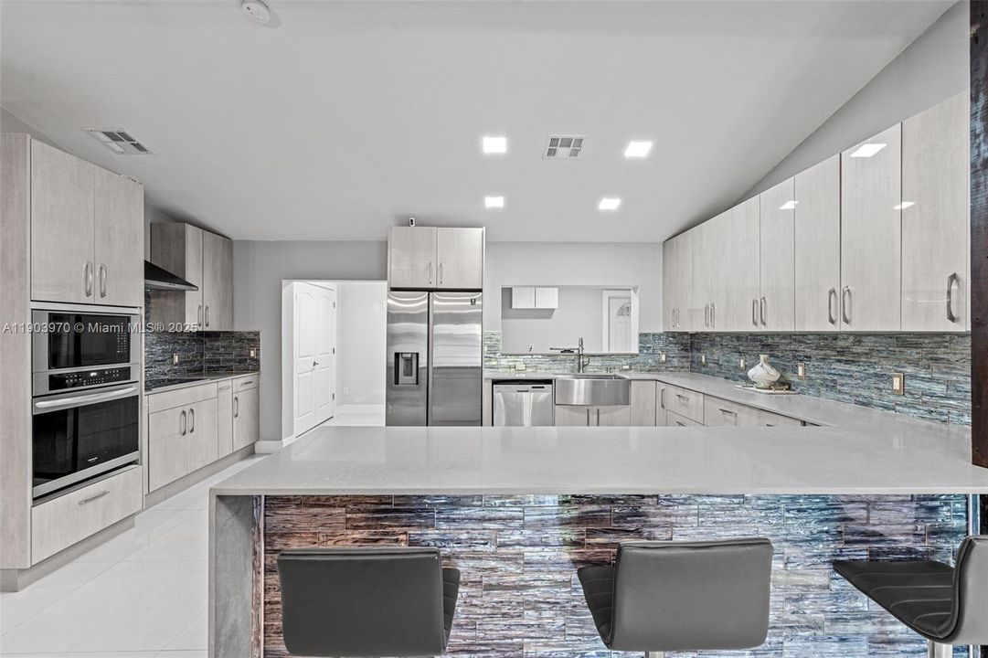 待售: $859,000 (3 贝兹, 3 浴室, 0 平方英尺)