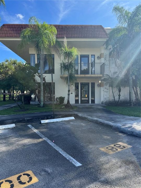 Recently Rented: $2,100 (2 beds, 2 baths, 1100 Square Feet)