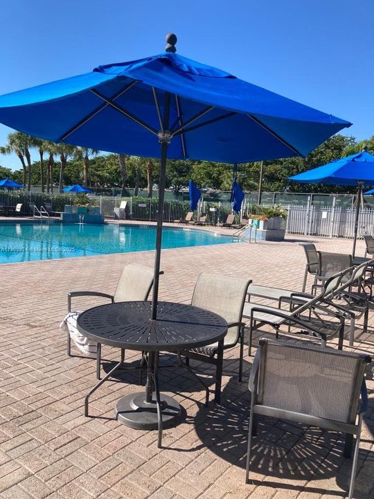 В аренду: $3,850 (2 спален, 2 ванн, 1748 Квадратных фут)