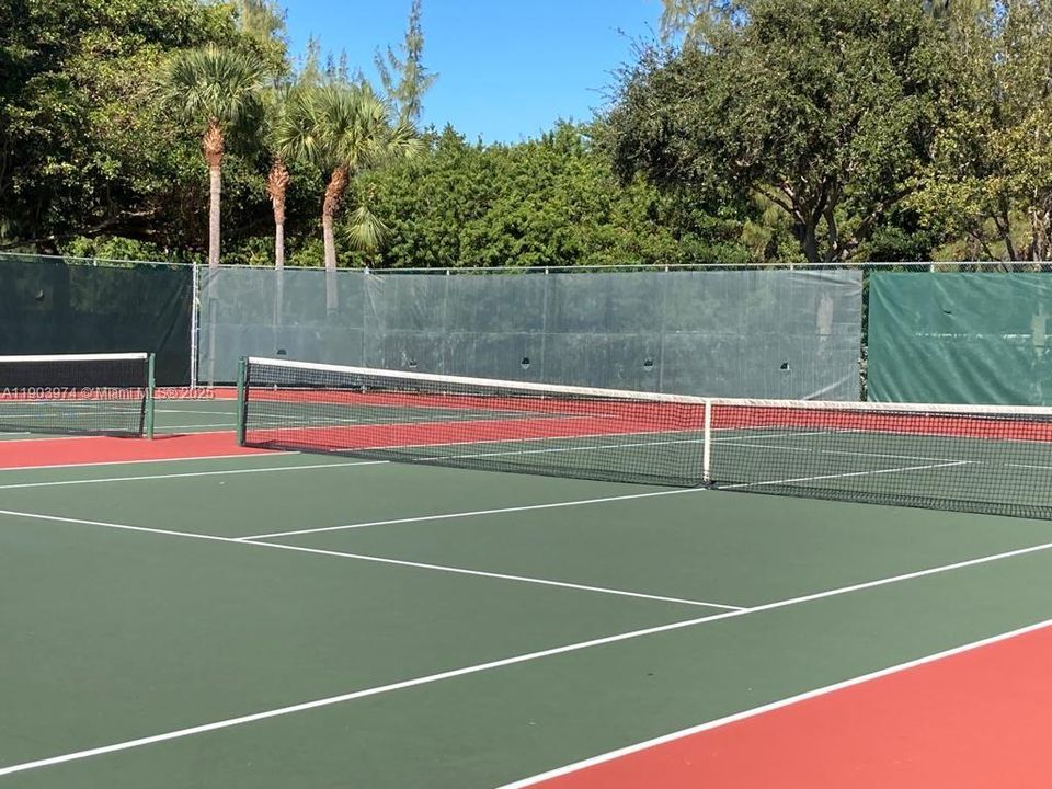 В аренду: $3,850 (2 спален, 2 ванн, 1748 Квадратных фут)