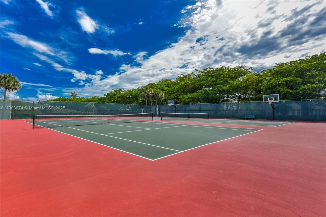 В аренду: $3,850 (2 спален, 2 ванн, 1748 Квадратных фут)