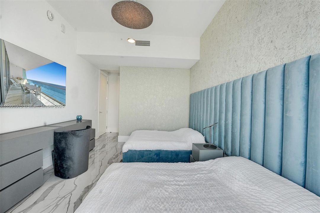 For Sale: $5,190,000 (3 beds, 4 baths, 0 Square Feet)