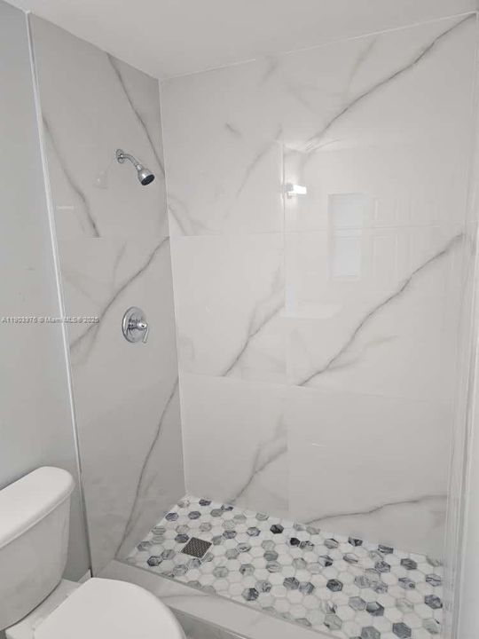 For Sale: $539,900 (3 beds, 2 baths, 1221 Square Feet)