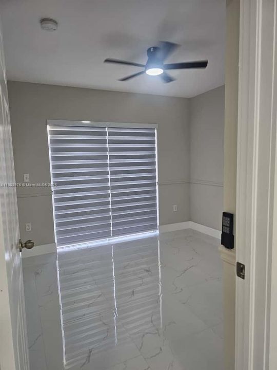 For Sale: $539,900 (3 beds, 2 baths, 1221 Square Feet)