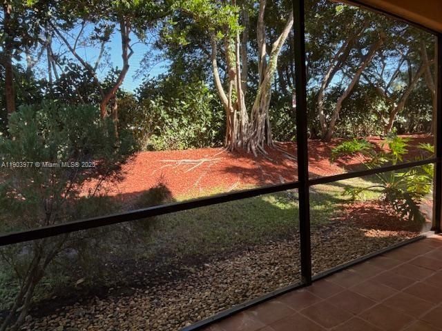 出租: $3,800 (4 贝兹, 2 浴室, 1790 平方英尺)