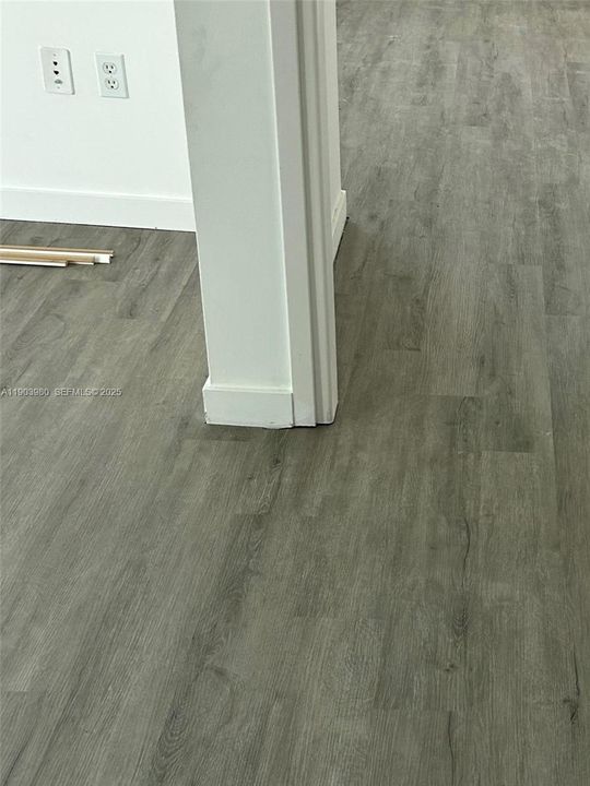 For Rent: $3,600 (2 beds, 2 baths, 1017 Square Feet)