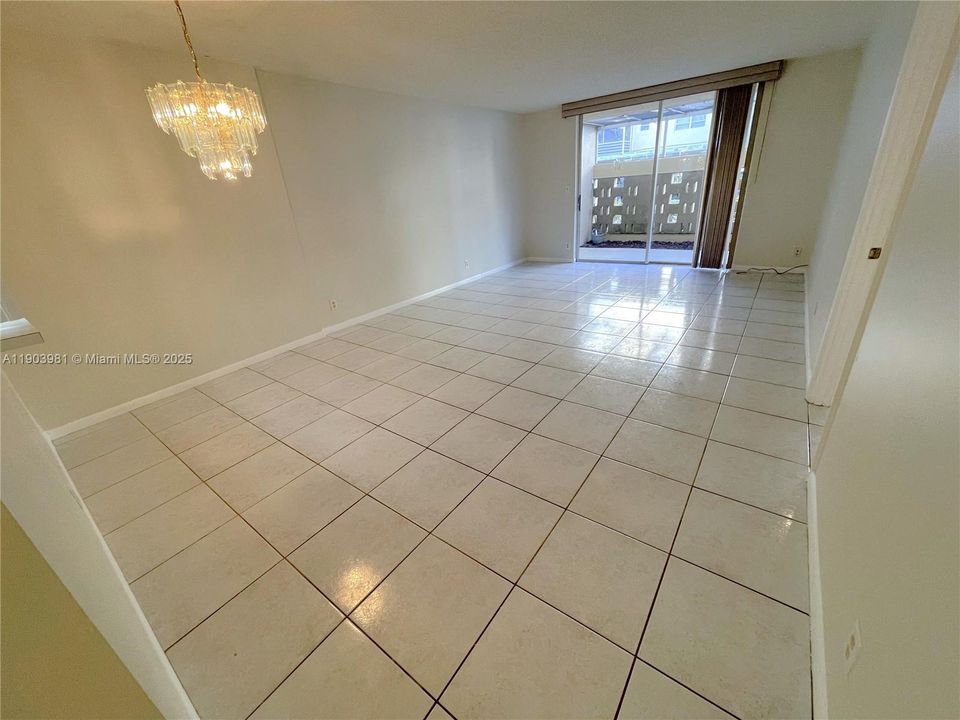 Activo con contrato: $1,500 (1 camas, 1 baños, 940 Pies cuadrados)