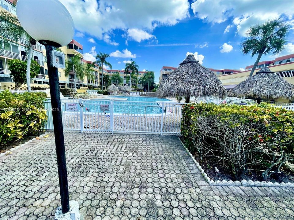 Activo con contrato: $1,500 (1 camas, 1 baños, 940 Pies cuadrados)