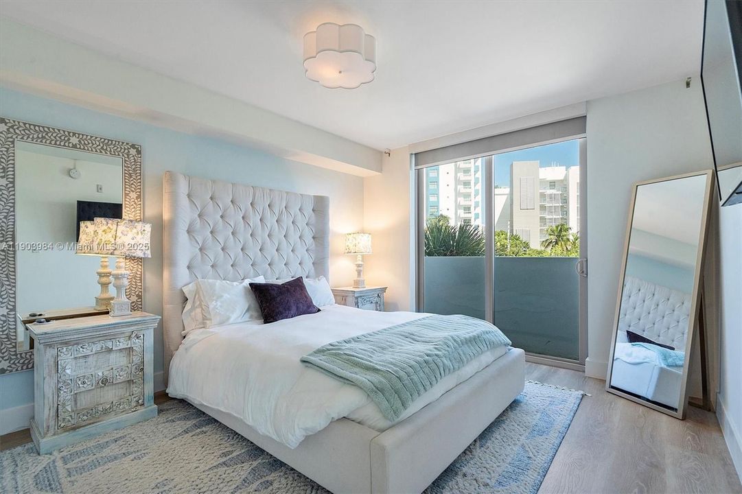 На продажу: $818,000 (2 спален, 2 ванн, 1368 Квадратных фут)