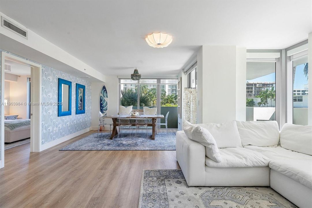 На продажу: $818,000 (2 спален, 2 ванн, 1368 Квадратных фут)