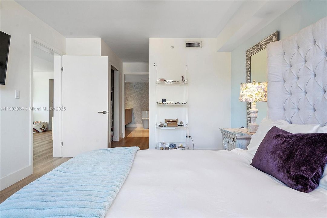 На продажу: $818,000 (2 спален, 2 ванн, 1368 Квадратных фут)