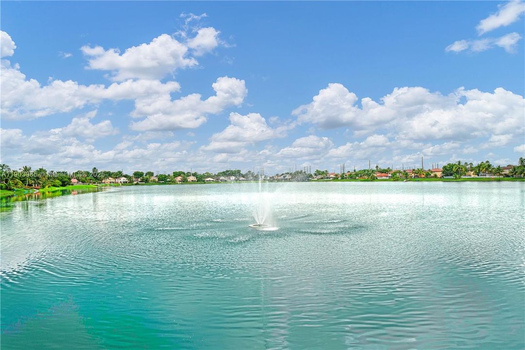 For Rent: $3,550 (3 beds, 2 baths, 1902 Square Feet)