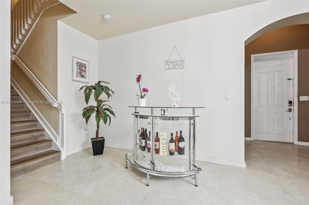 For Sale: $645,000 (5 beds, 3 baths, 2916 Square Feet)