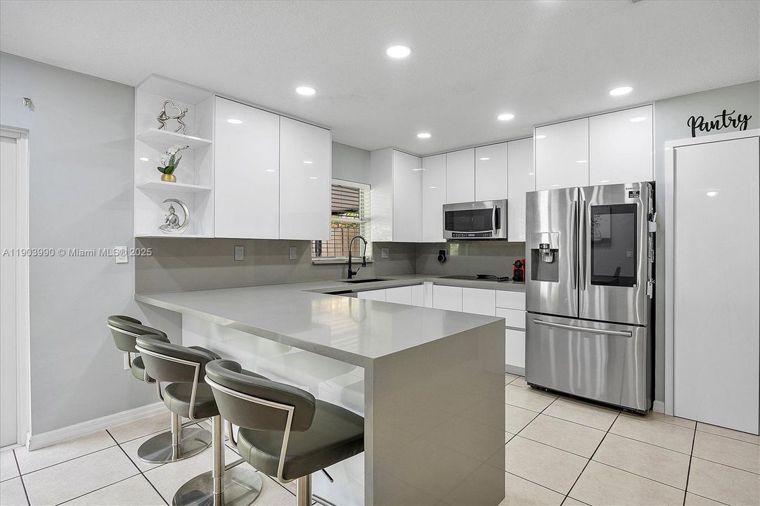 Recently Rented: $3,300 (4 beds, 2 baths, 1492 Square Feet)