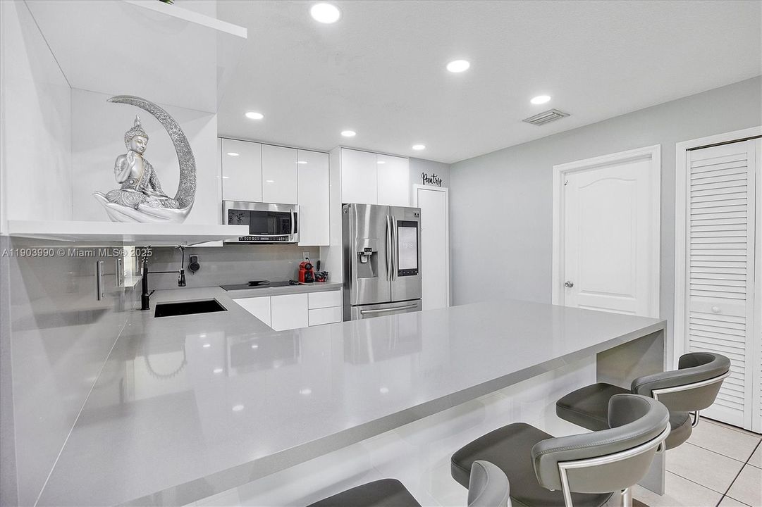 Recently Rented: $3,300 (4 beds, 2 baths, 1492 Square Feet)