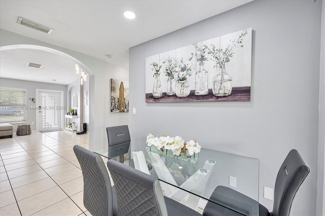 Recently Rented: $3,300 (4 beds, 2 baths, 1492 Square Feet)