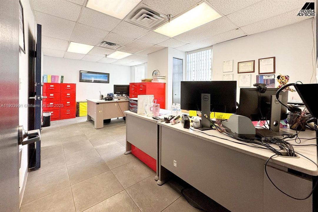 В аренду: $14 (0 спален, 0 ванн, 0 Квадратных фут)