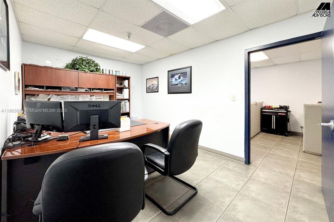 В аренду: $14 (0 спален, 0 ванн, 0 Квадратных фут)