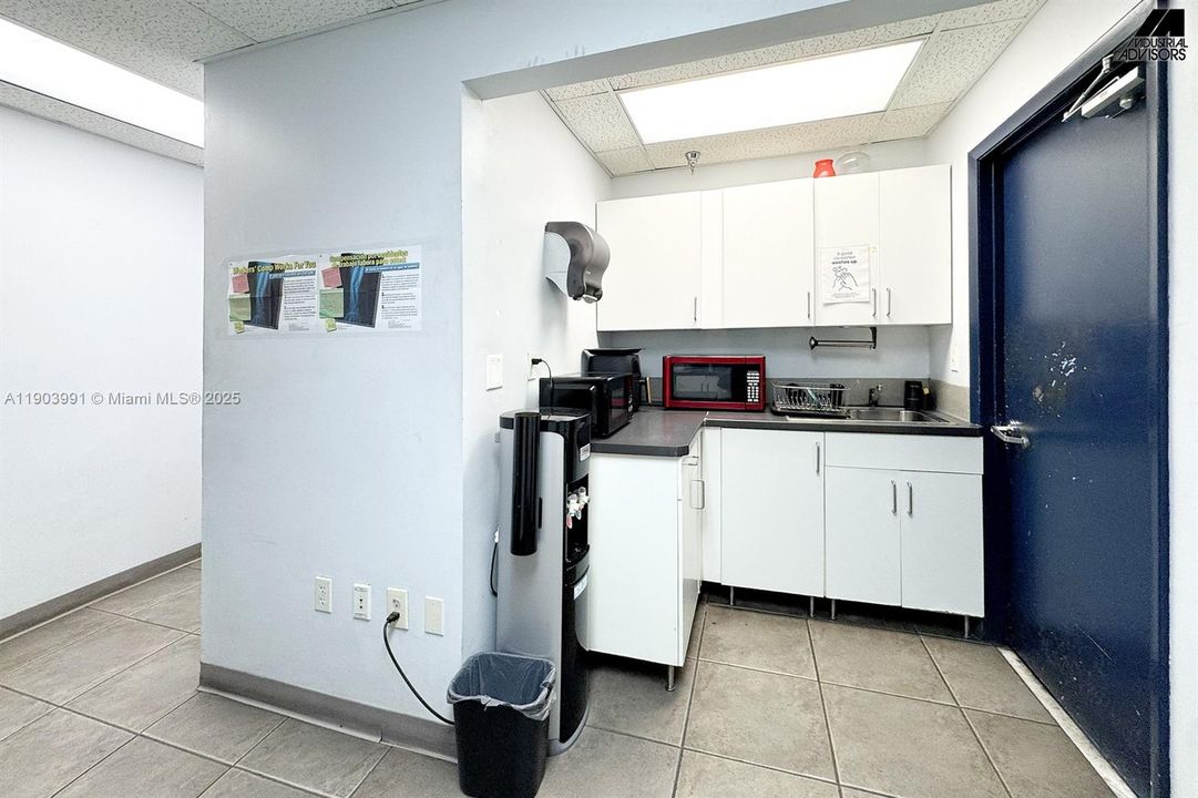 В аренду: $14 (0 спален, 0 ванн, 0 Квадратных фут)