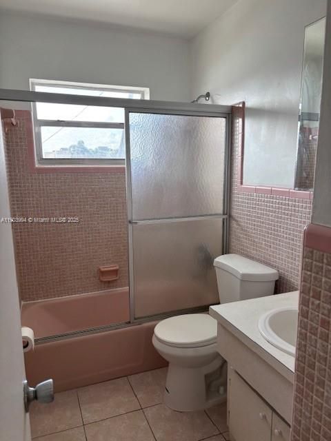 For Rent: $1,650 (2 beds, 1 baths, 690 Square Feet)