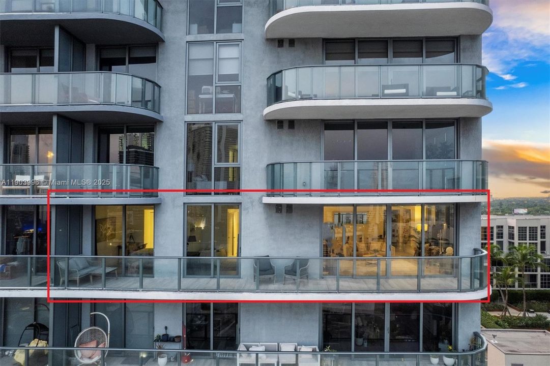 待售: $1,100,000 (3 贝兹, 3 浴室, 1435 平方英尺)