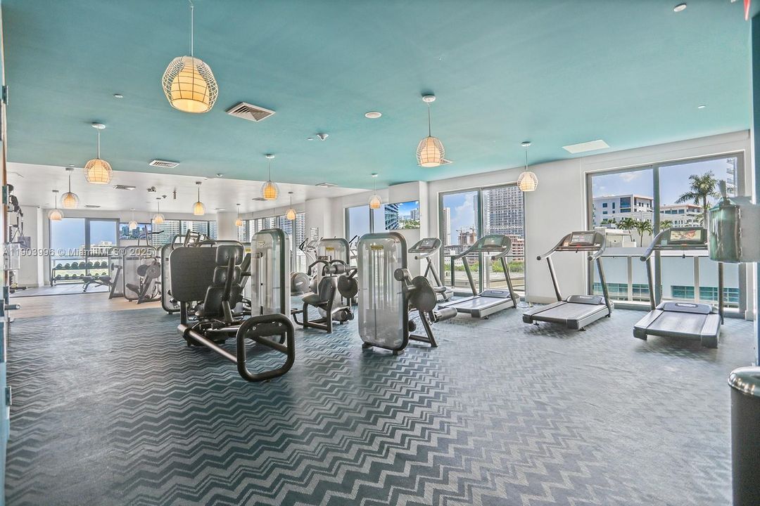 待售: $1,100,000 (3 贝兹, 3 浴室, 1435 平方英尺)