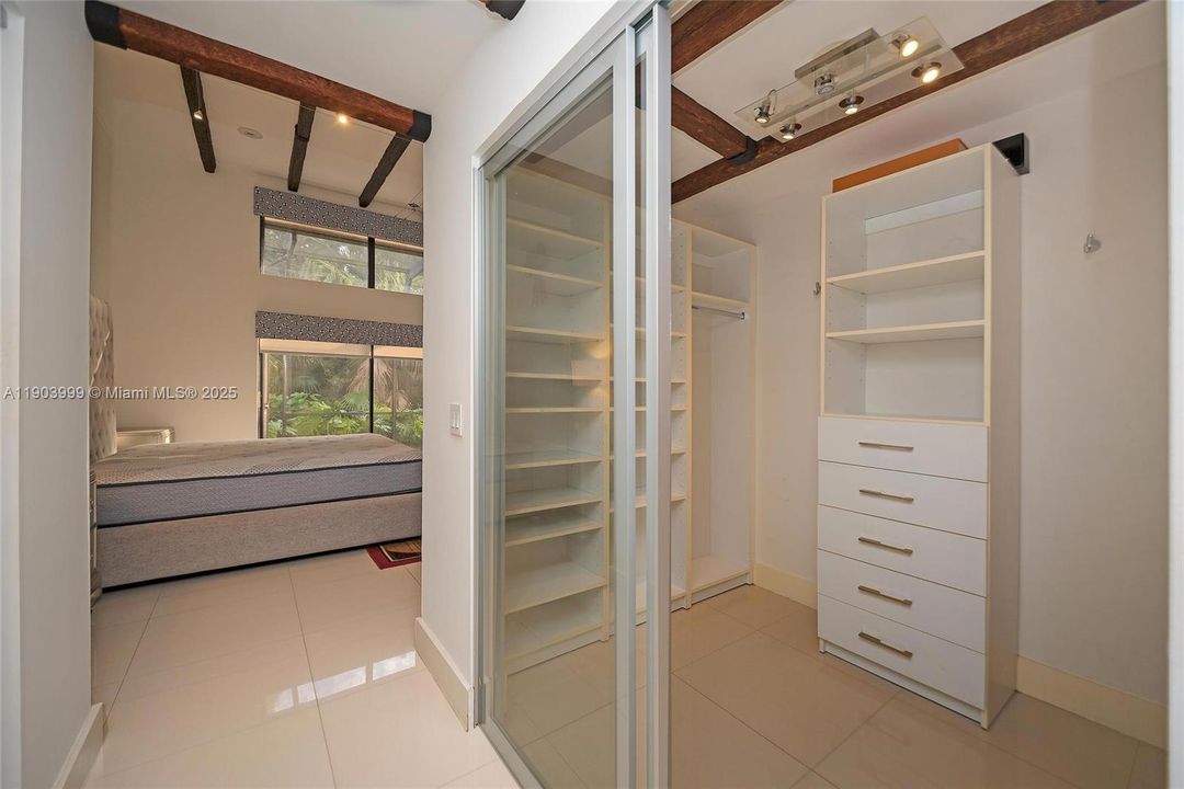 En Renta: $6,500 (3 camas, 2 baños, 2037 Pies cuadrados)