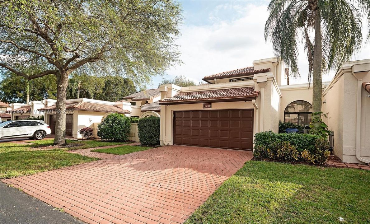 En Renta: $6,500 (3 camas, 2 baños, 2037 Pies cuadrados)