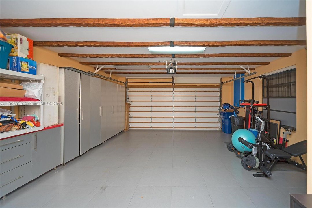 En Renta: $6,500 (3 camas, 2 baños, 2037 Pies cuadrados)