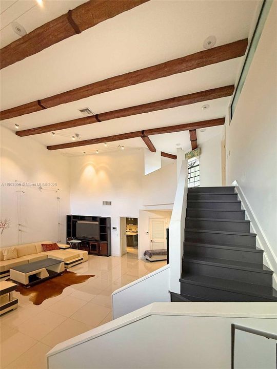 En Renta: $6,500 (3 camas, 2 baños, 2037 Pies cuadrados)