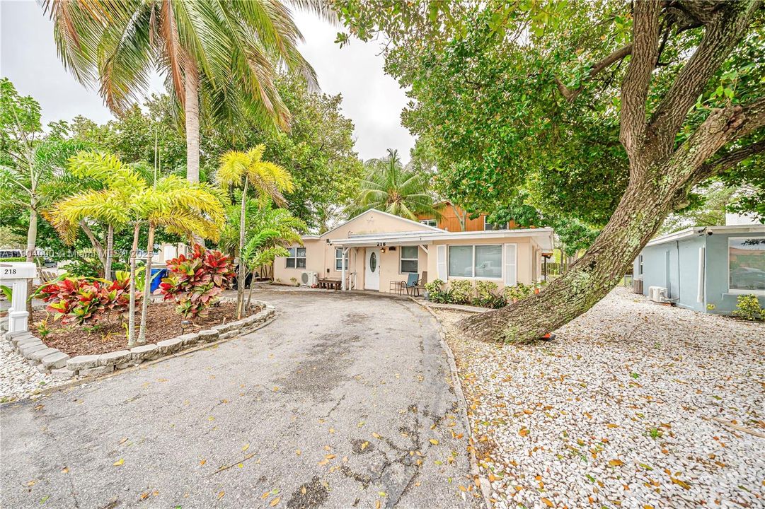 待售: $785,000 (0 贝兹, 0 浴室, 6168 平方英尺)