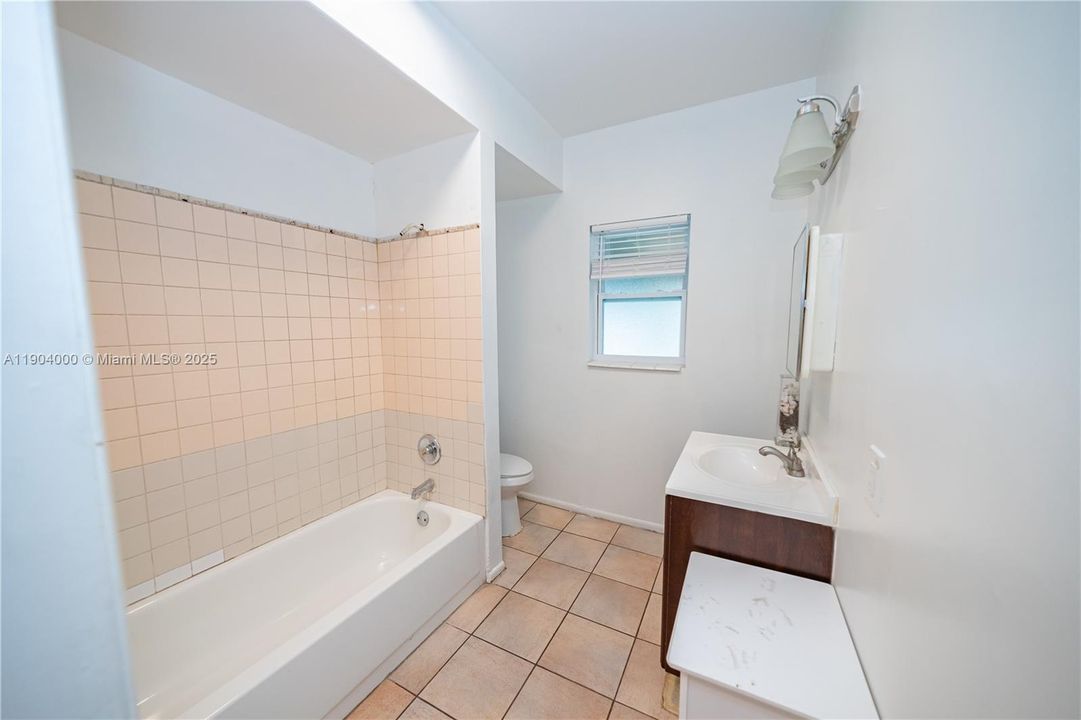 待售: $785,000 (0 贝兹, 0 浴室, 6168 平方英尺)