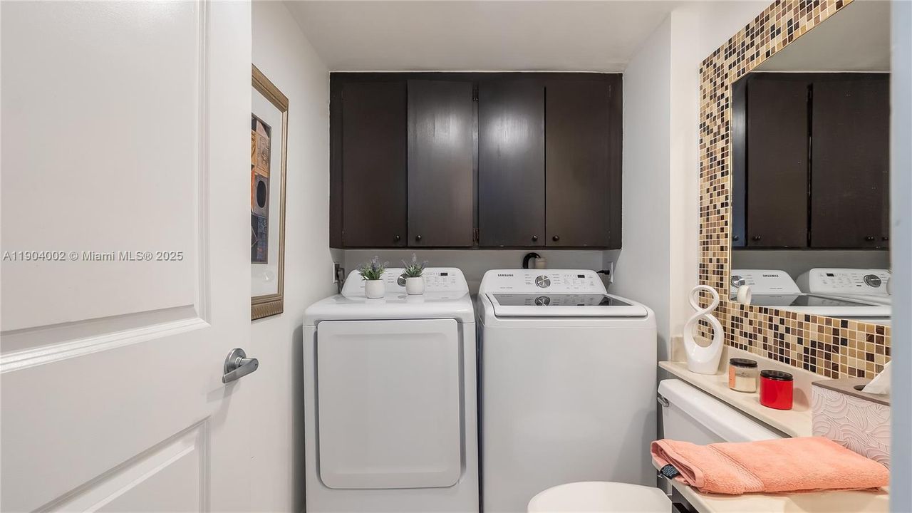 For Sale: $400,000 (3 beds, 2 baths, 1488 Square Feet)