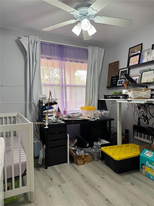 For Sale: $234,900 (2 beds, 2 baths, 956 Square Feet)