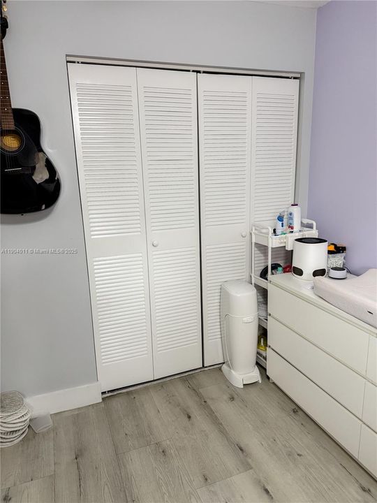 For Sale: $234,900 (2 beds, 2 baths, 956 Square Feet)