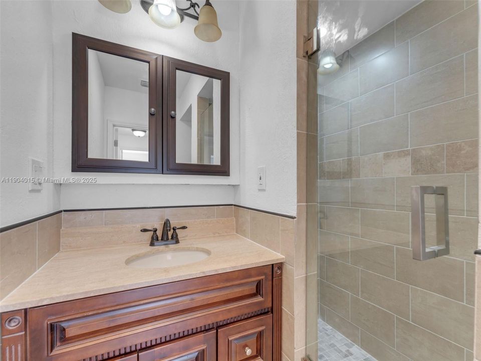 For Sale: $965,000 (0 beds, 0 baths, 2646 Square Feet)