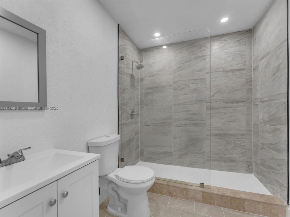 For Sale: $965,000 (0 beds, 0 baths, 2646 Square Feet)