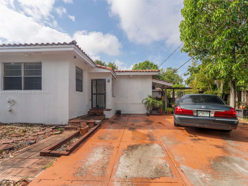 For Sale: $965,000 (0 beds, 0 baths, 2646 Square Feet)