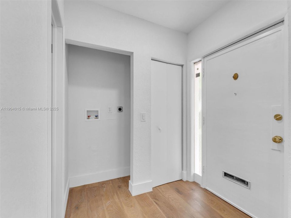 For Sale: $965,000 (0 beds, 0 baths, 2646 Square Feet)