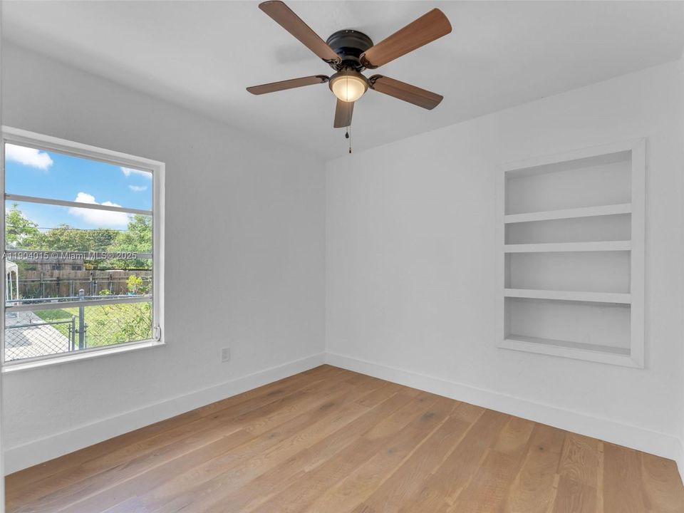 For Sale: $965,000 (0 beds, 0 baths, 2646 Square Feet)