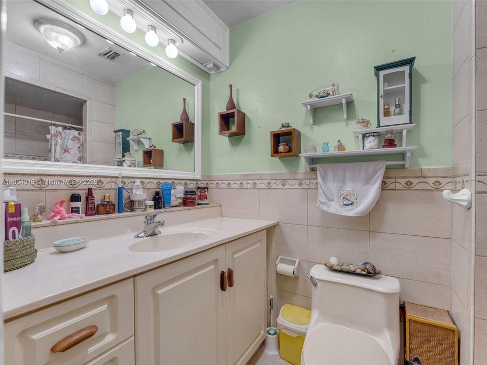 For Sale: $965,000 (0 beds, 0 baths, 2646 Square Feet)