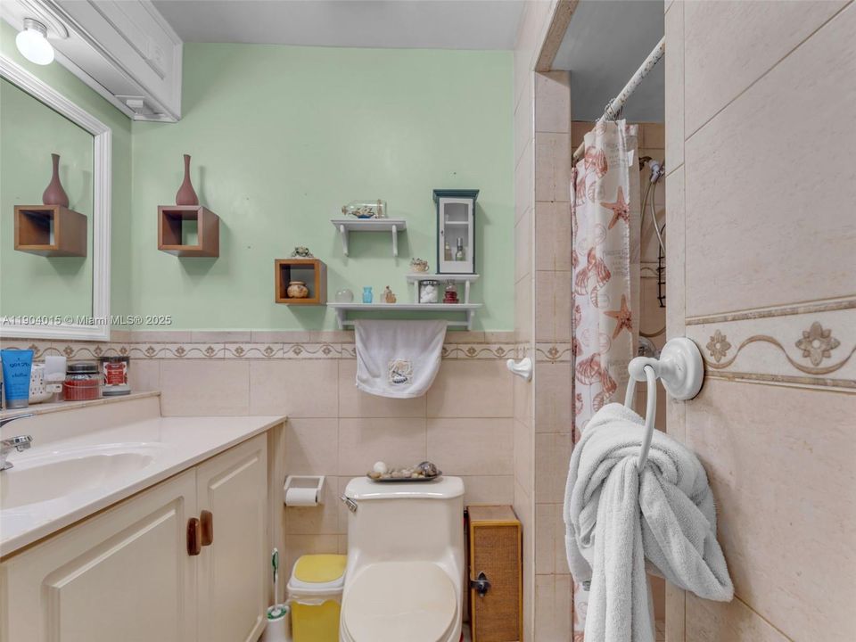 For Sale: $965,000 (0 beds, 0 baths, 2646 Square Feet)