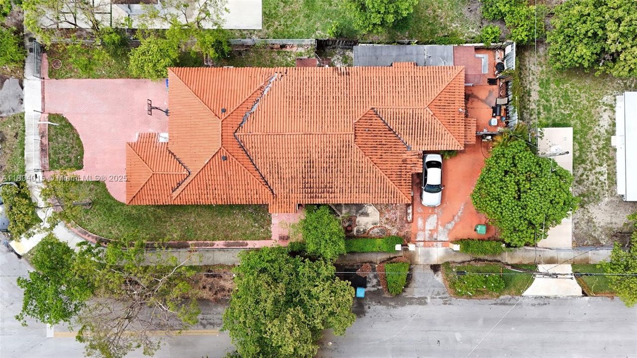 For Sale: $965,000 (0 beds, 0 baths, 2646 Square Feet)