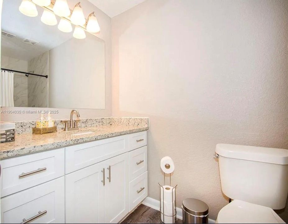 For Sale: $456,999 (4 beds, 2 baths, 1959 Square Feet)